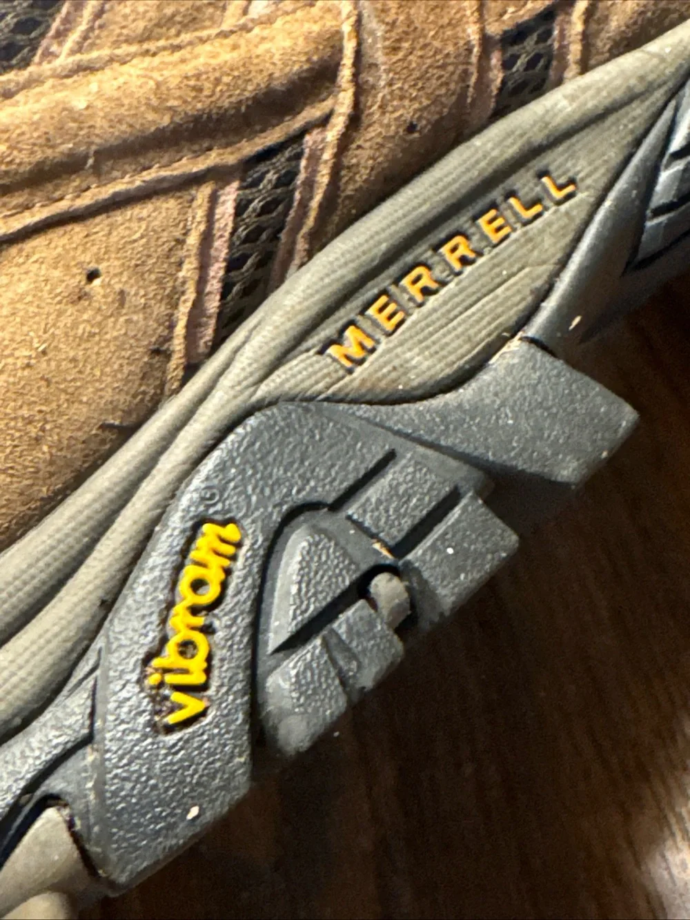 Merrell moab mid